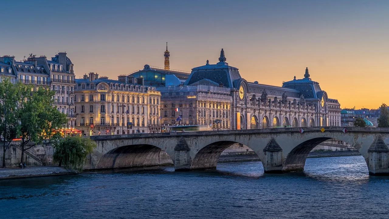 paris, museum, france, architecture, building, famous, nature, culture, monument, city, travel, french, european, europe, historical, capital, tourism, symbol, sunset, seine. Questions that head off the worst museum booking mistakes