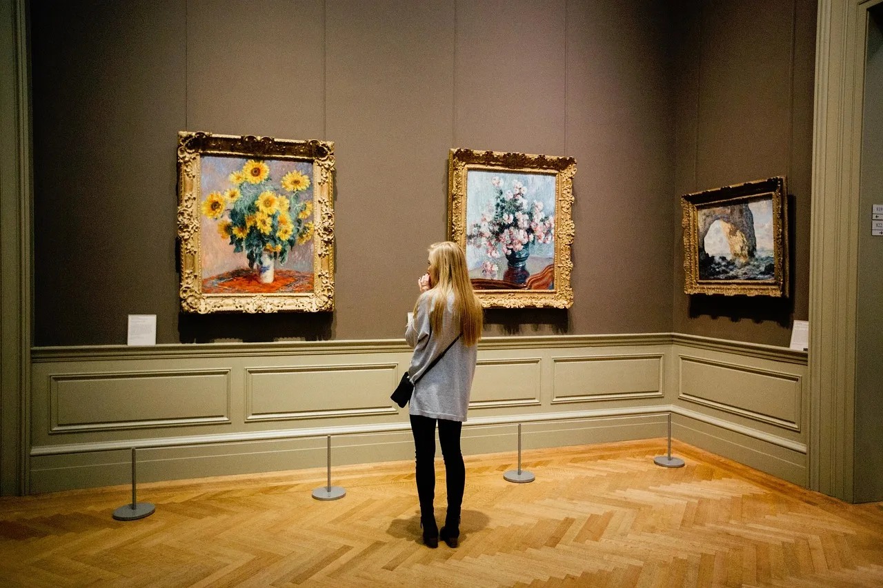 art, flower wallpaper, beautiful flowers, painting, flowers, girl, people, flower background, places, museum, travel, brown flower, nature, brown travel, brown art, brown painting, brown paint. How to get more from a first visit to small museums
