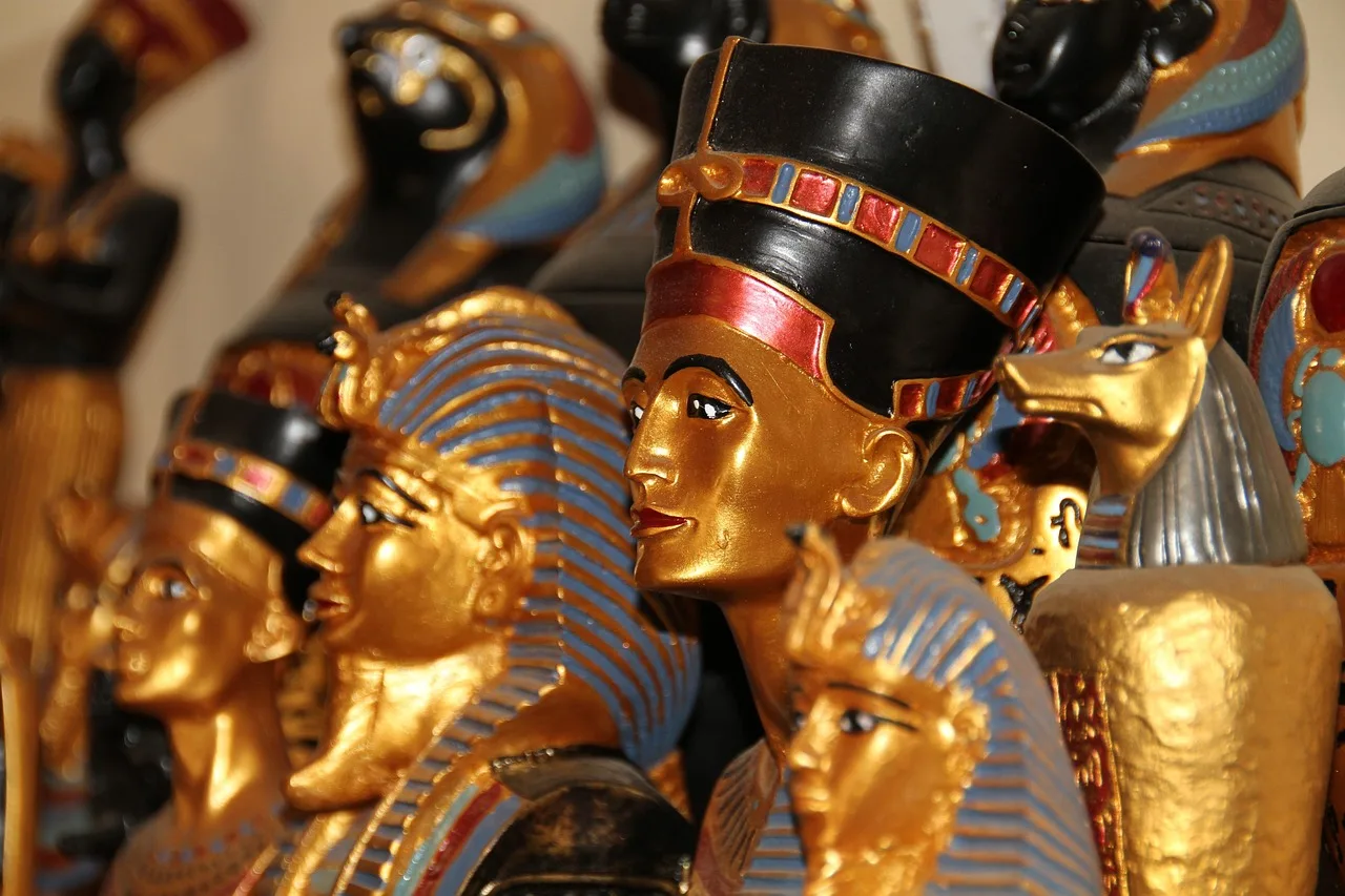 cairo, souvenir, egypt, traditional, culture, egyptian, shop, gift, market, craft, brown shopping, brown shop, brown gift, brown culture, brown market, cairo, cairo, cairo, cairo, cairo, egypt. 4 Ways to Stretch a Small Museum Gift Shop Budget